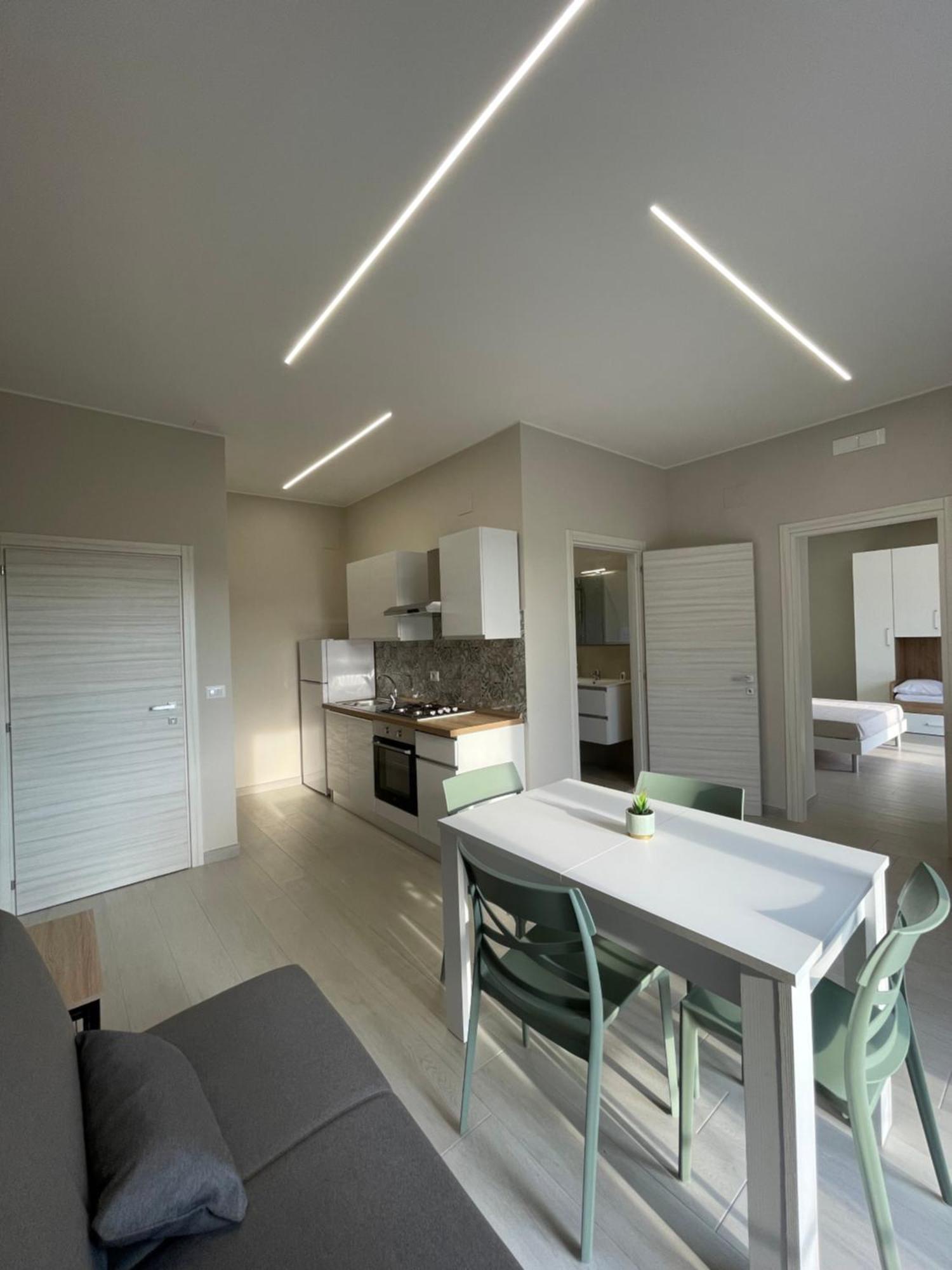 Luma Holiday Homes Mondragone Exterior photo